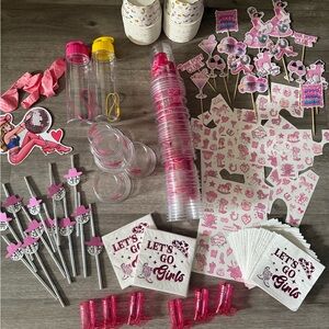 Pink and White Cowgirl Party Supplies Set